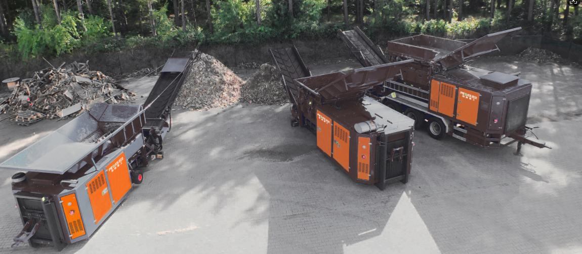 Peaks-Eco Mobile Double Shaft Synchronous Shredder Helps to Turn Construction Waste into Treasure