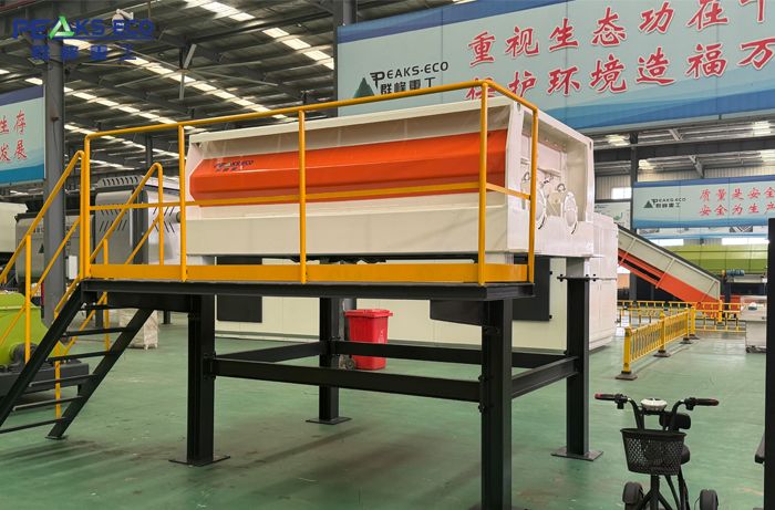 Double-shaft primary shredder