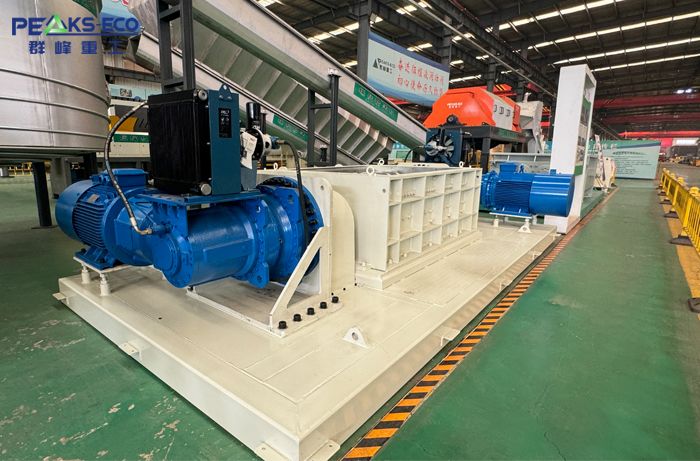 Shear shredder Shear shredder